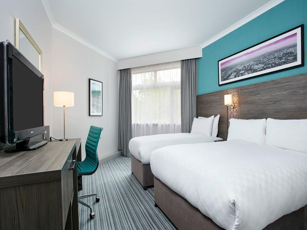 Leonardo Hotel צ'לטנהם מראה חיצוני תמונה
